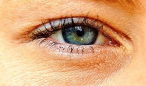 Makijaż permanentny brwi – microblading Warszawa. Kurs microblading